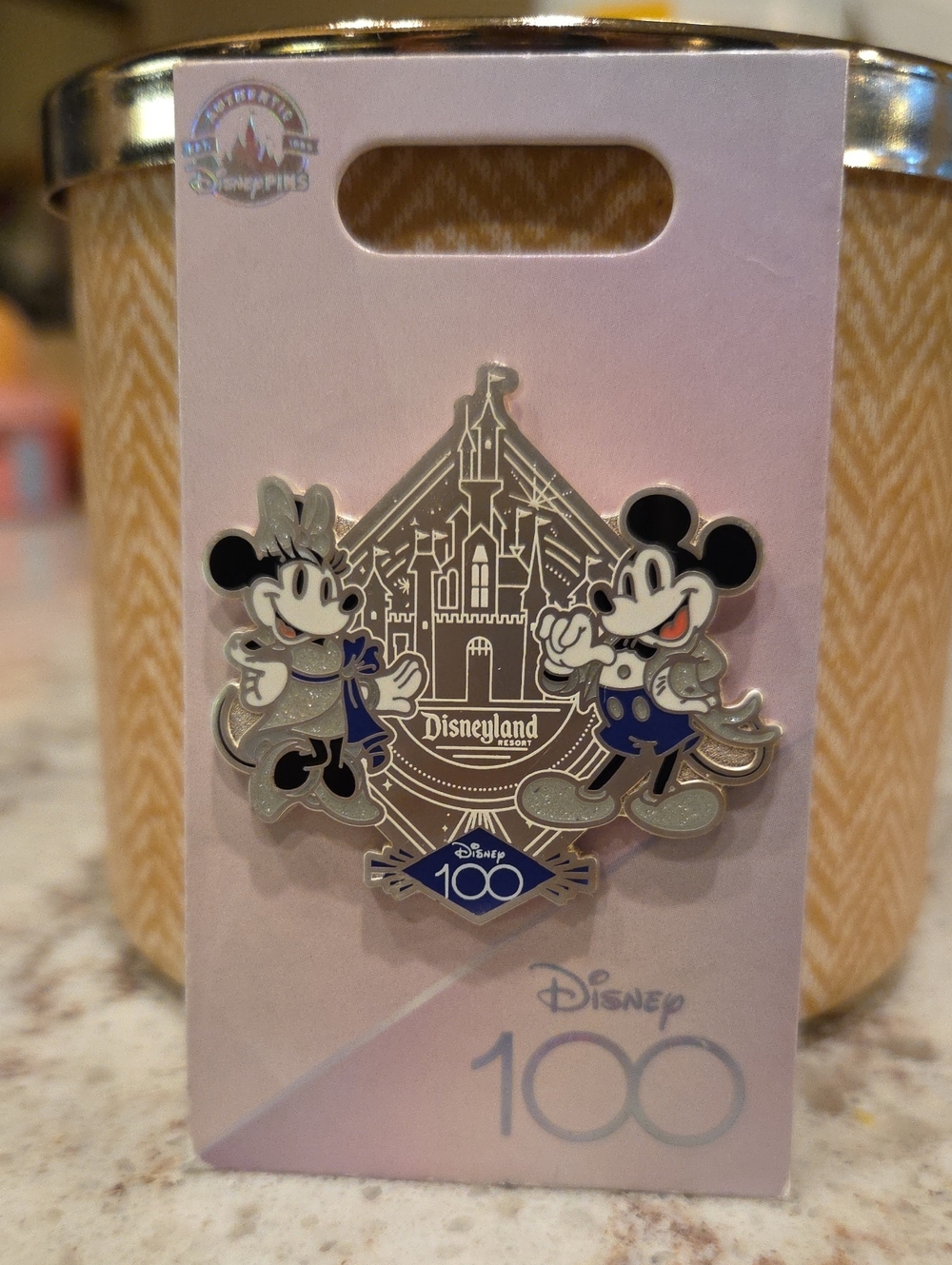 Disney100 Platinum Celebration - Mickey & Minnie Open Edition Pin.